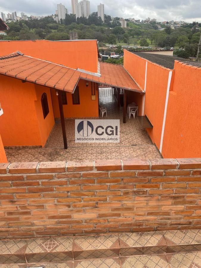 Casa, 3 quartos, 270 m² - Foto 1