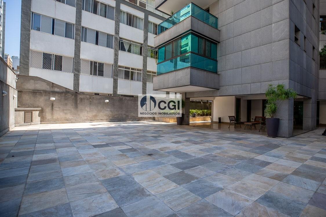 Cobertura, 4 quartos, 336 m² - Foto 2